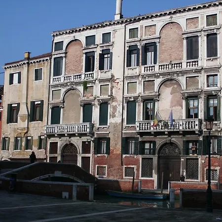 Appartamenti Inside Palazzo Foscarini Venise Extérieur photo