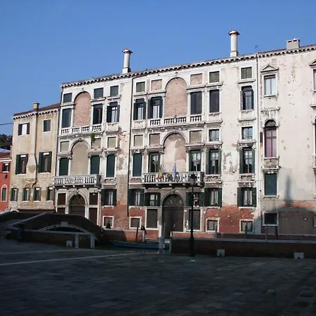 Appartamenti Inside Palazzo Foscarini Venise Extérieur photo